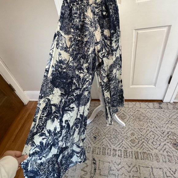 scandal italy | wide leg smocked waist pants | NWT medium - Picture 2 of 7